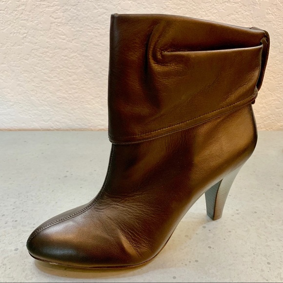 Harold’s Fold Down Black Leather Booties - Picture 3 of 5